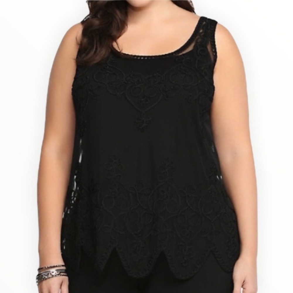 Torrid Black Embroidered Mesh Tank Sleeveless Blouse with Scalloped Edge Size 3